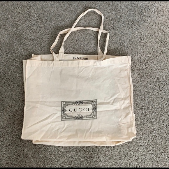 Gucci Handbags - Gucci Tote reusable bag